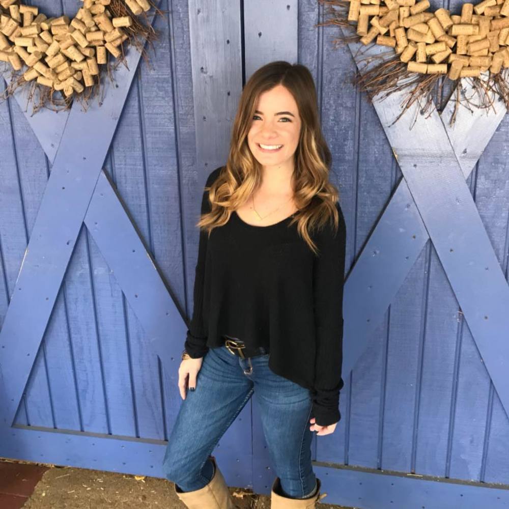 Meet your Posher, Danielle
